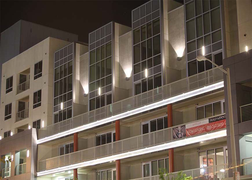 Fountain and La Brea Apartments Image #06