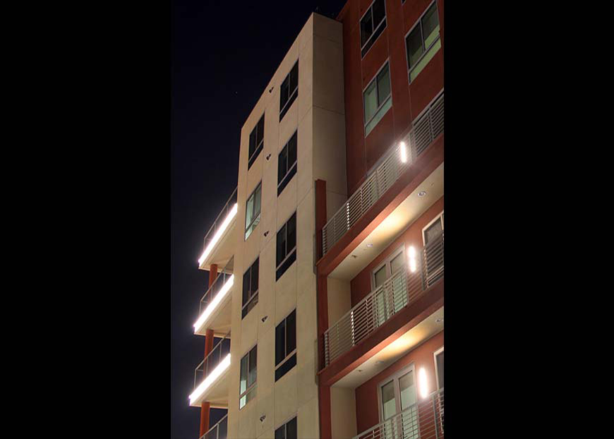 Fountain and La Brea Apartments Image #07